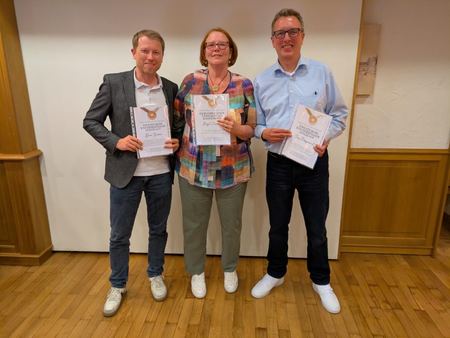 Björn Pfromm, Birgit Diwisch, Olaf Podszuweit Ehrung bei der Jahreshauptversammlung – von links: Björn Pfromm, Birgit Diwisch und Olaf Podszuweit